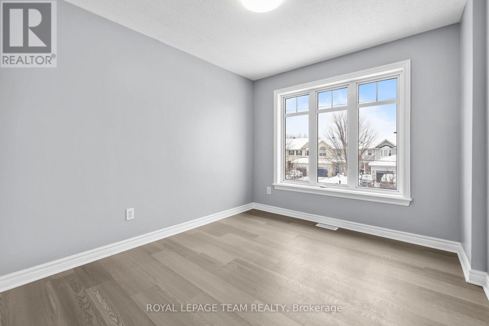 943 Klondike Road, Ottawa, Ontario  K2W 0E3 - Photo 8 - X13450490
