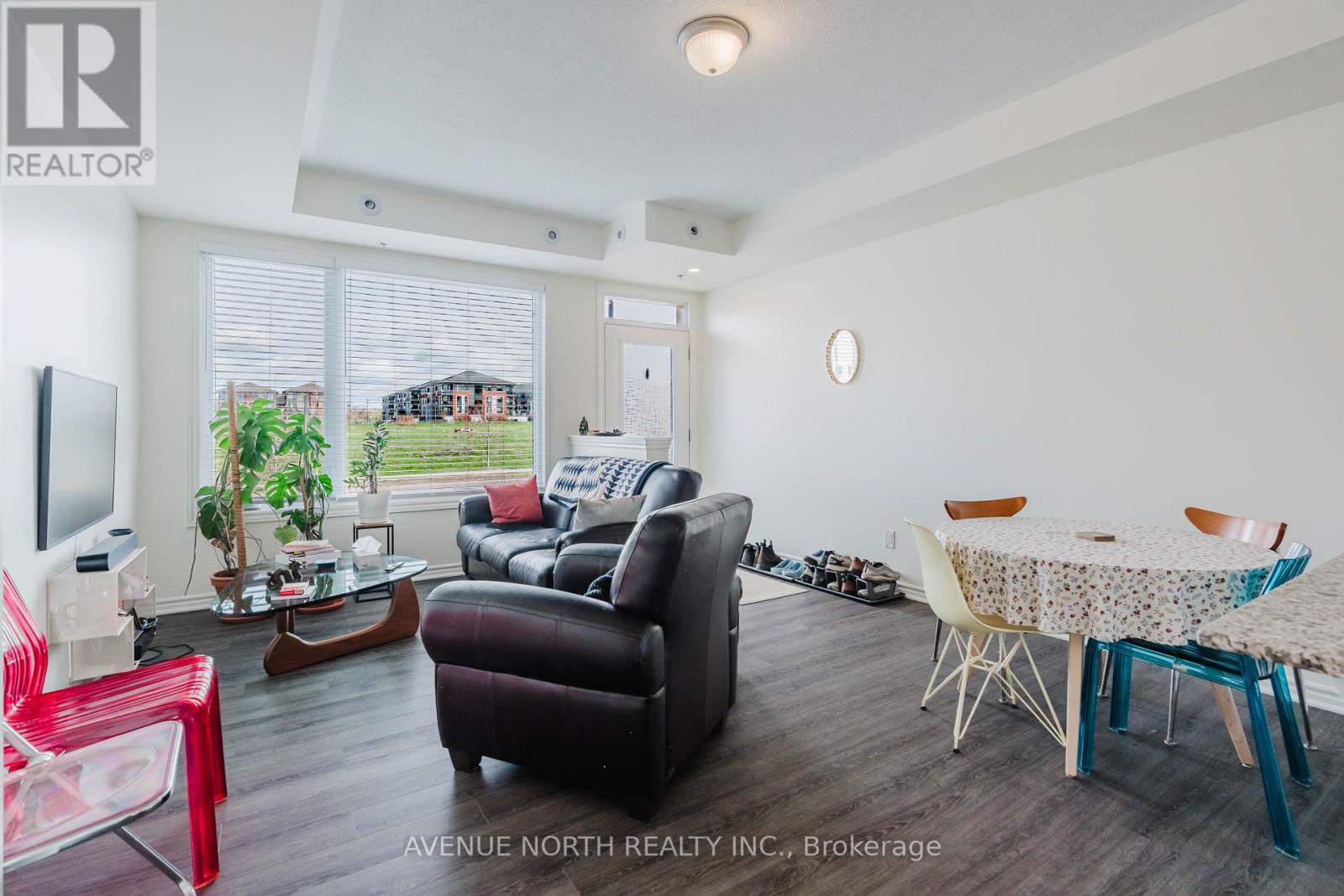 836 Mikinak Road, Ottawa, Ontario  K1K 5A5 - Photo 7 - X13450574