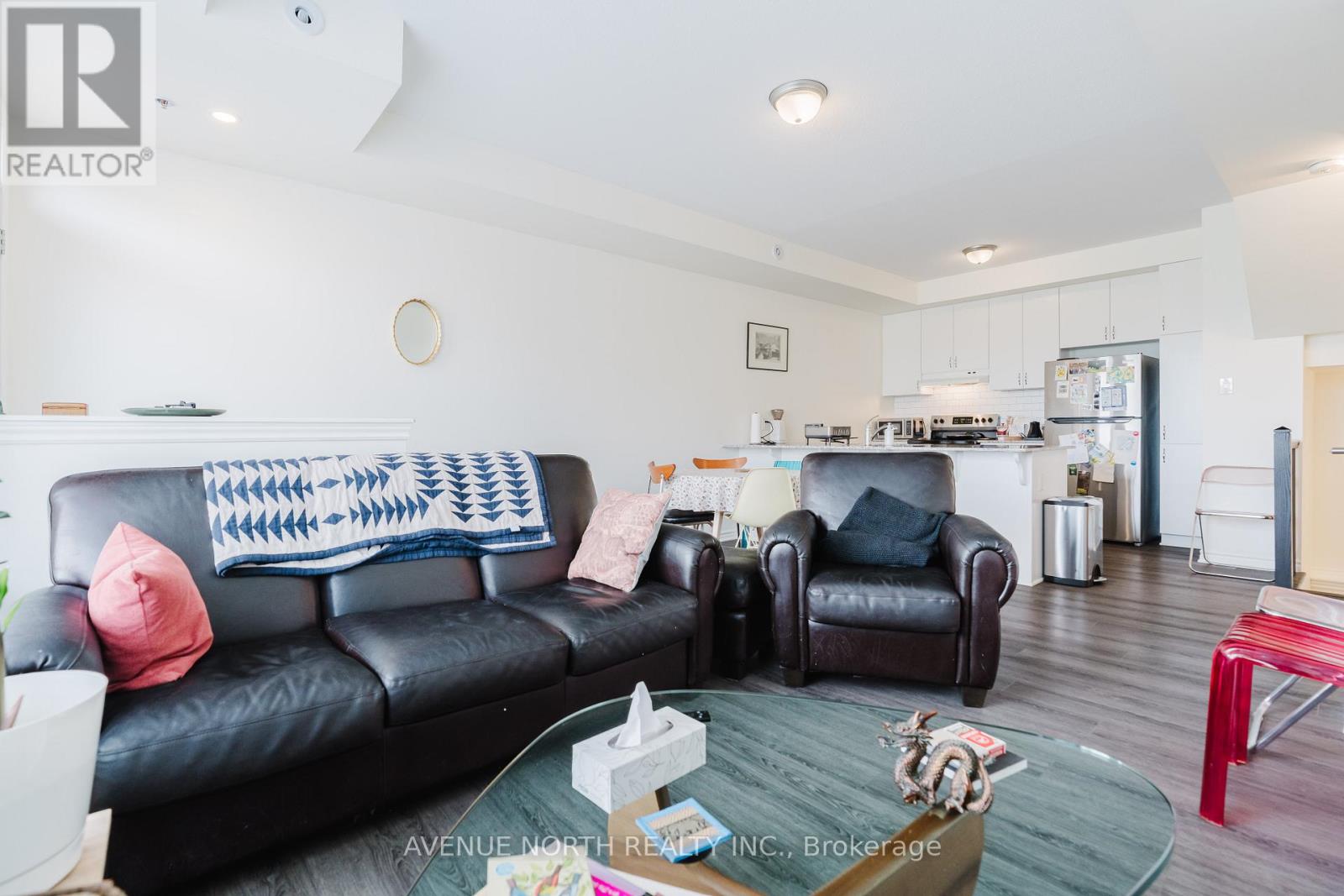 836 Mikinak Road, Ottawa, Ontario  K1K 5A5 - Photo 8 - X13450574