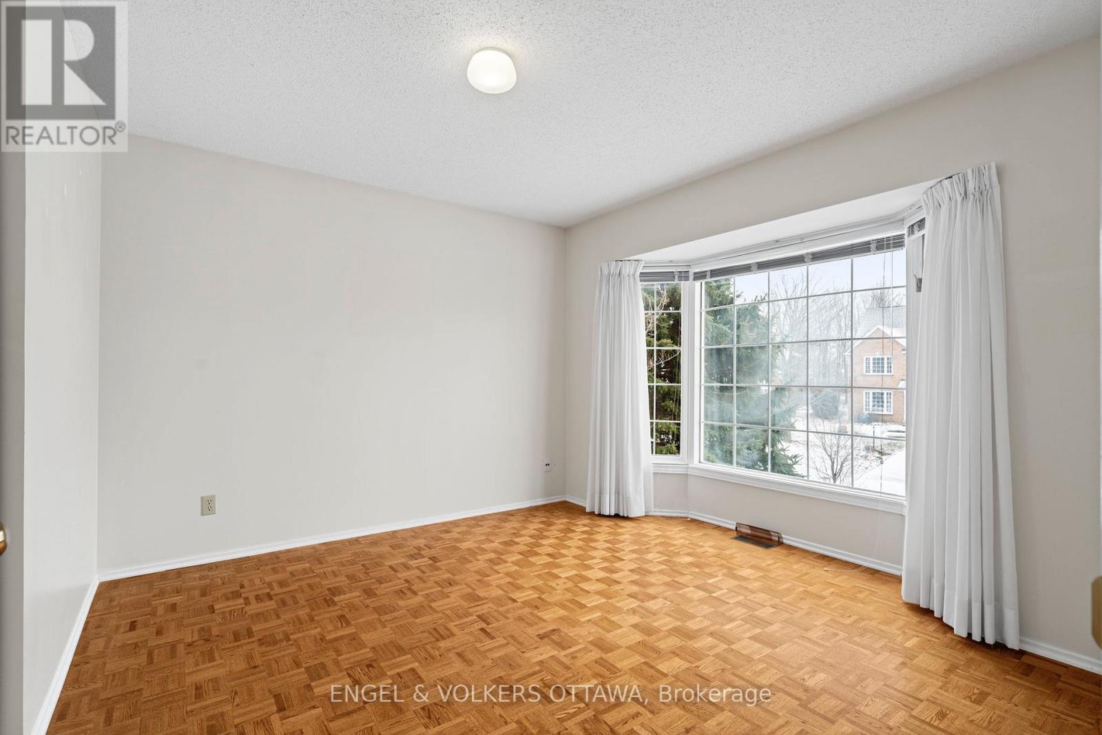 3 Balding Crescent, Ottawa, Ontario  K2K 2L4 - Photo 20 - X13450594
