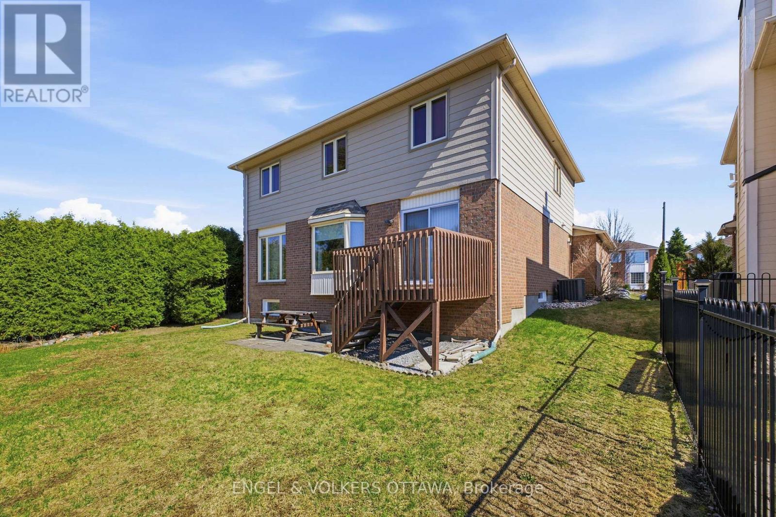3 Balding Crescent, Ottawa, Ontario  K2K 2L4 - Photo 29 - X13450594
