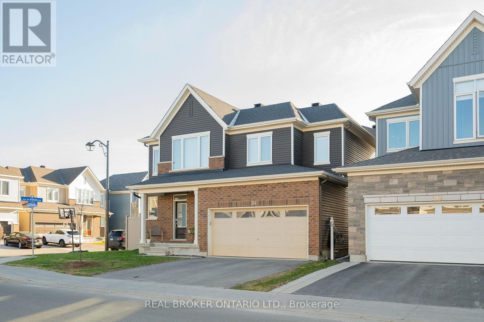 358 Lamarche Avenue, Ottawa, Ontario  K1W 0N2 - Photo 2 - X13450612
