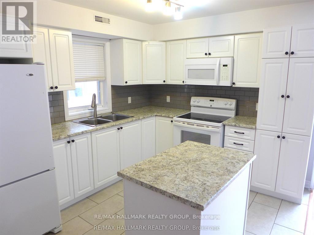 3 - 216 Carillon Street, Ottawa, Ontario  K1L 5X8 - Photo 8 - X13450662