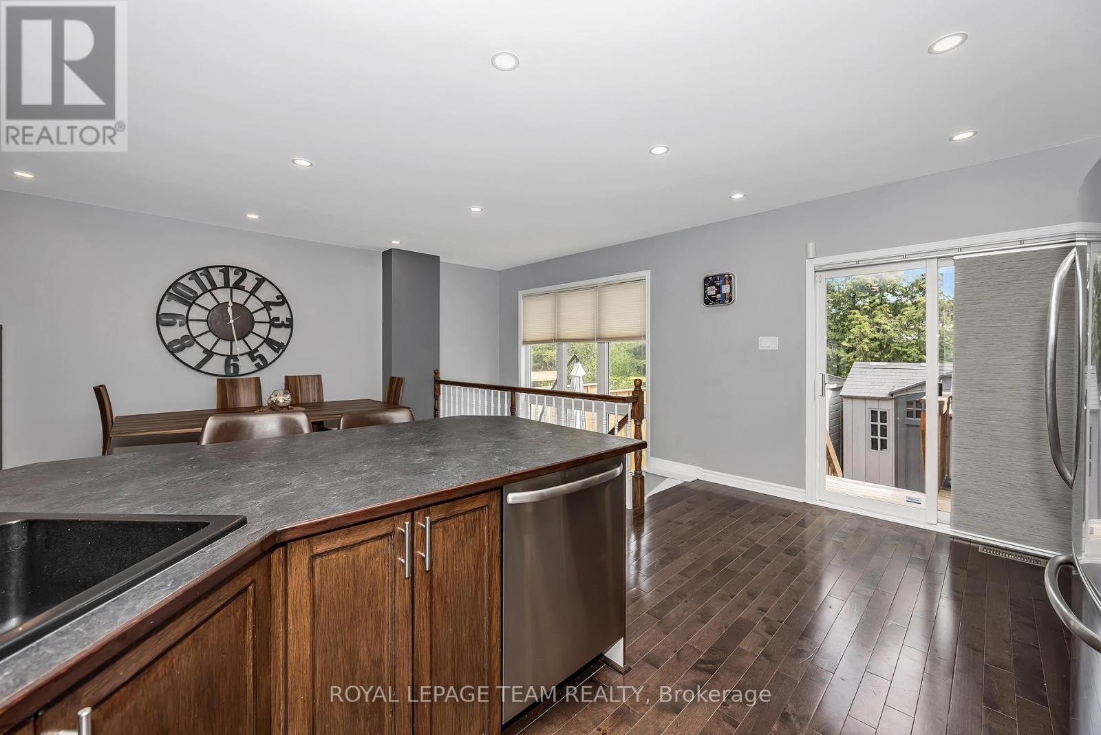 49 Chantilly Gate, Ottawa, Ontario  K2S 2B1 - Photo 12 - X13450786