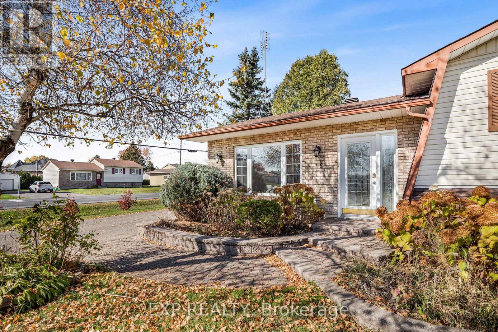 5 Albert Street, Casselman, Ontario  K0A 1M0 - Photo 2 - X13450798