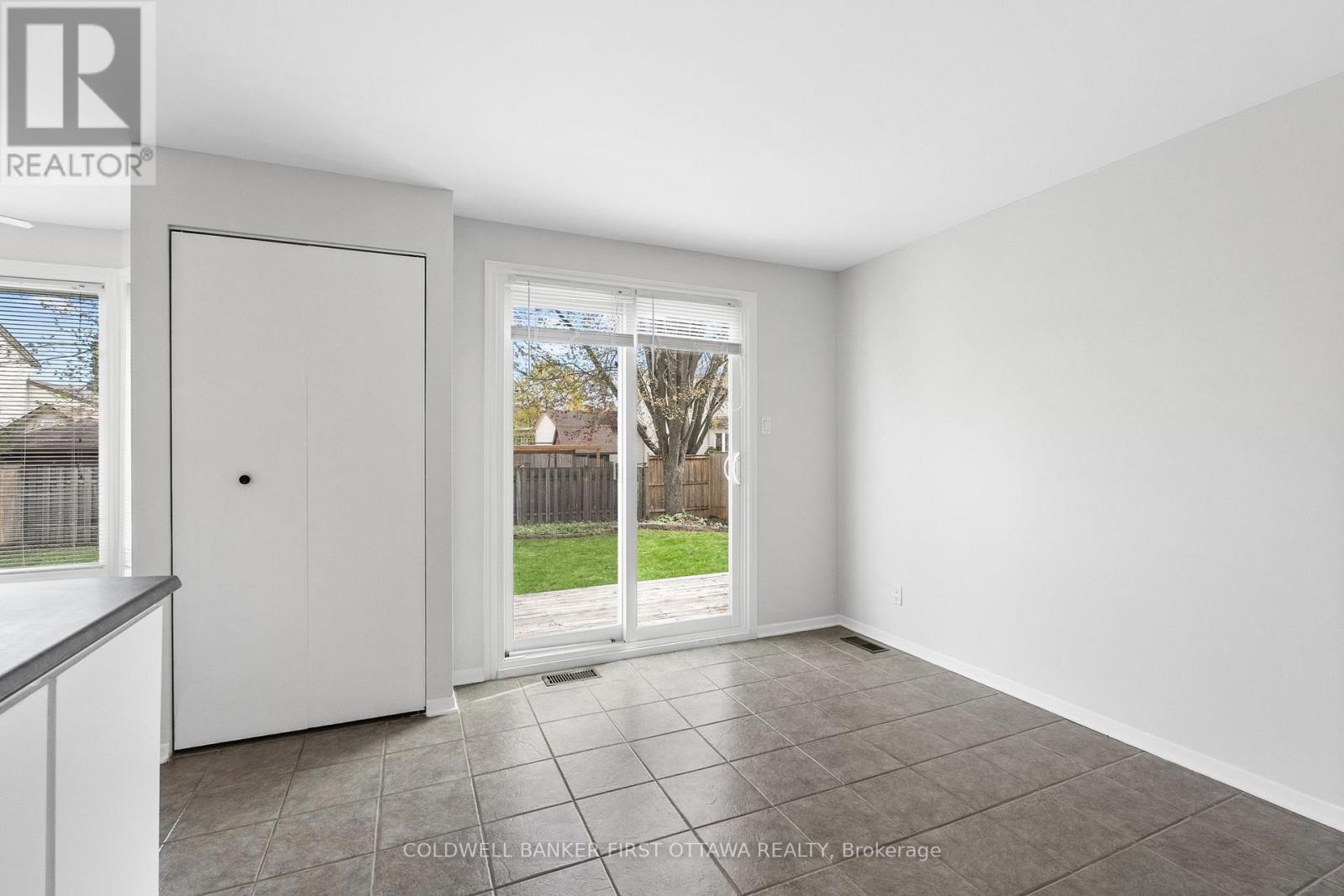 390 Cloverheath Crescent, Ottawa, Ontario  K1E 2R8 - Photo 19 - X13450882