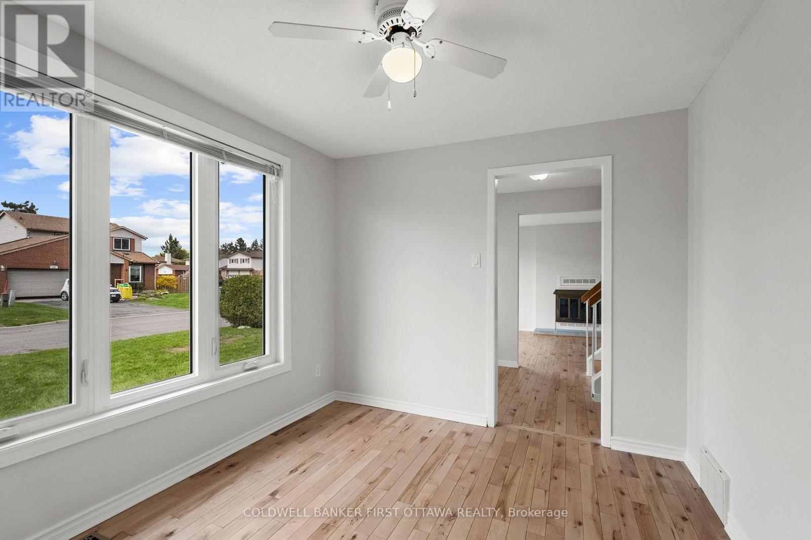 390 Cloverheath Crescent, Ottawa, Ontario  K1E 2R8 - Photo 8 - X13450882
