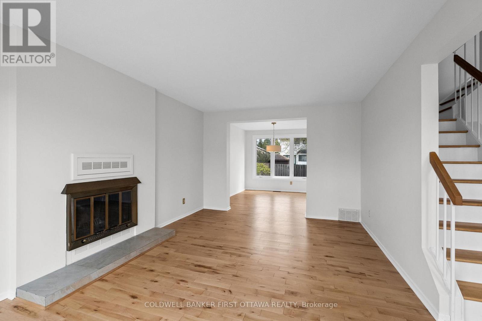 390 Cloverheath Crescent, Ottawa, Ontario  K1E 2R8 - Photo 9 - X13450882