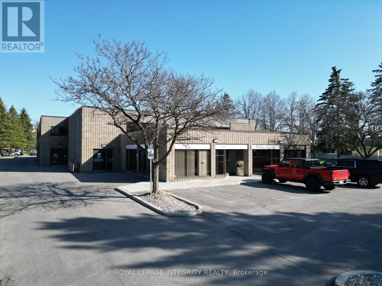 3 - 155 TERENCE MATTHEWS CRESCENT, Ottawa, Ontario