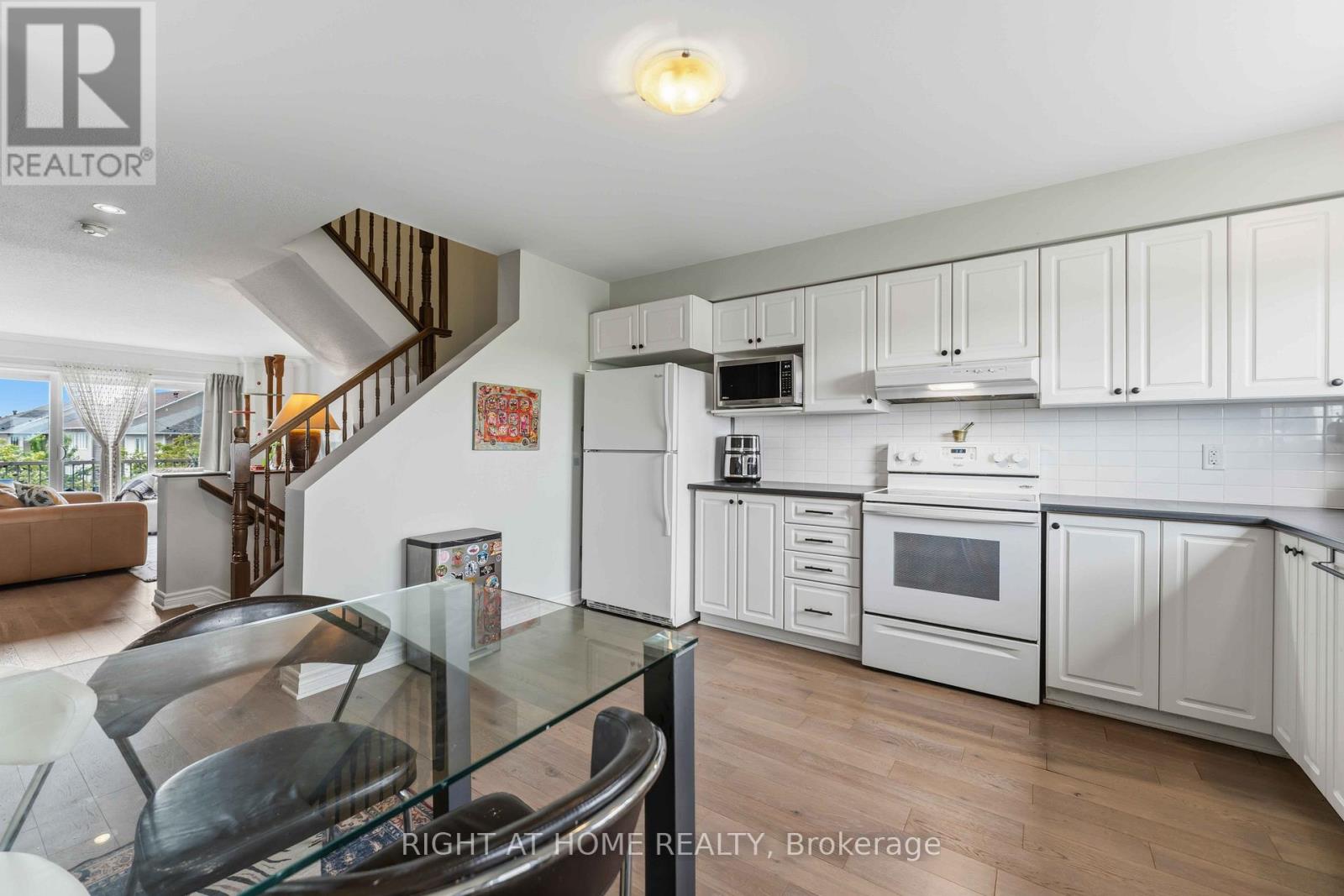 354 Brettonwood Ridge, Ottawa, Ontario  K2T 0H8 - Photo 15 - X13451164