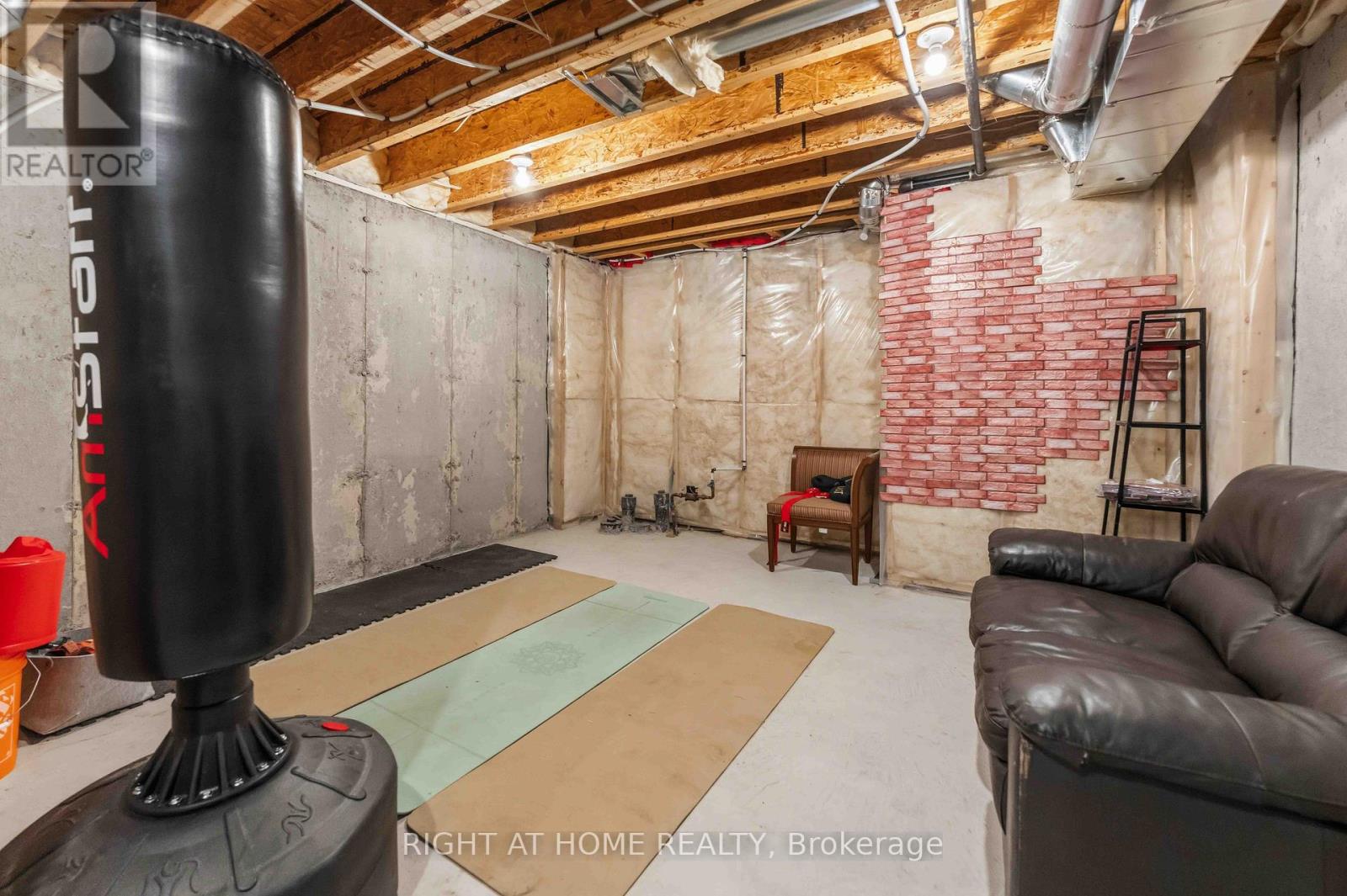 354 Brettonwood Ridge, Ottawa, Ontario  K2T 0H8 - Photo 23 - X13451164