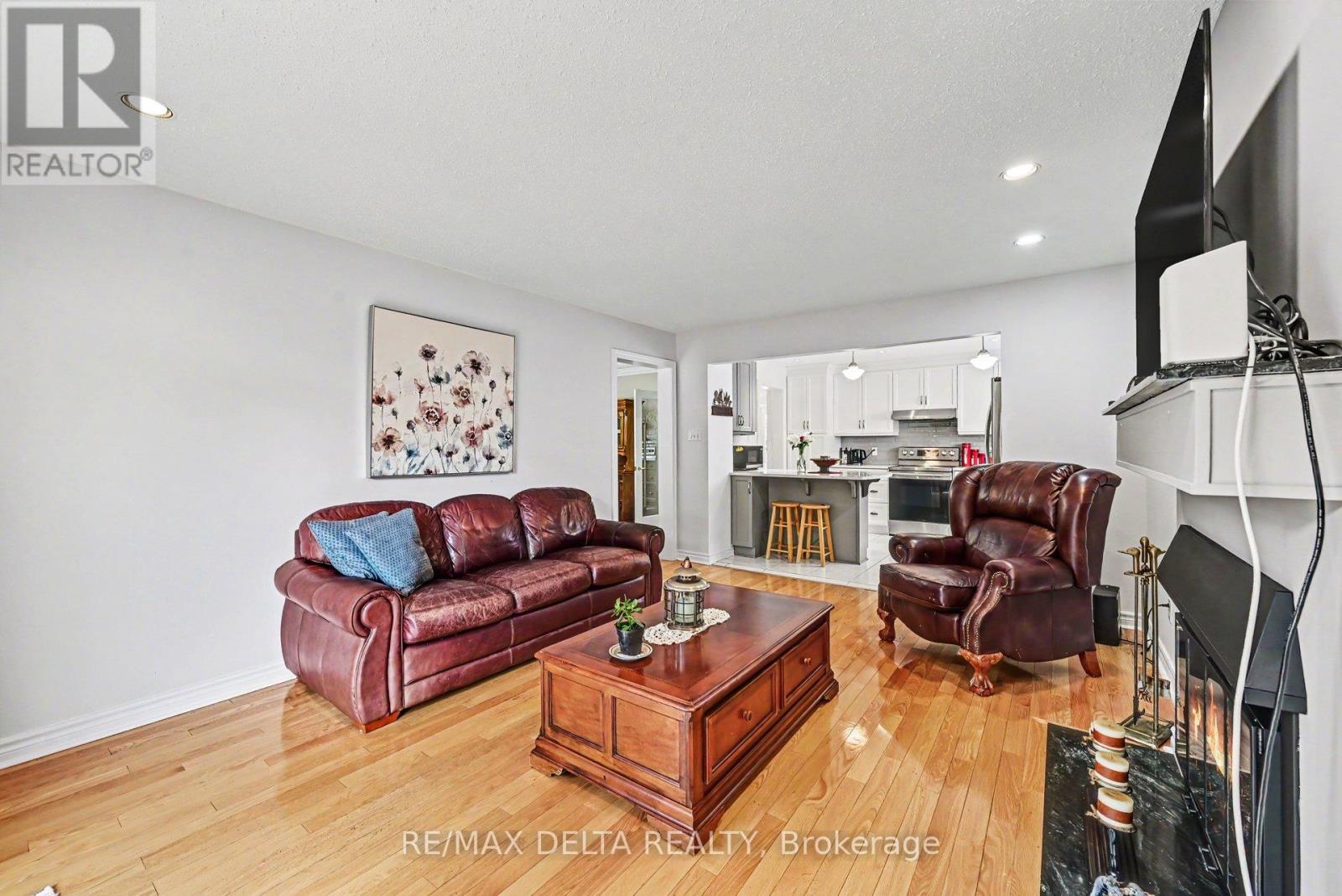 1462 Laurin Crescent, Ottawa, Ontario  K1E 3G7 - Photo 11 - X13451194