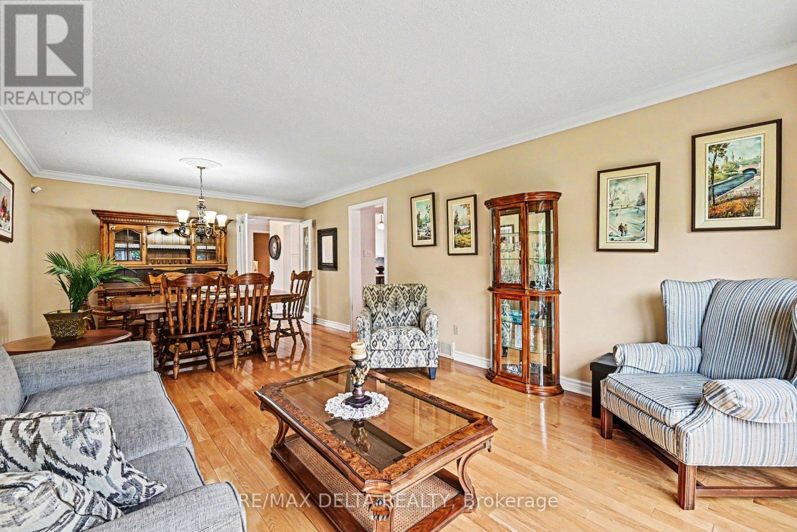 1462 Laurin Crescent, Ottawa, Ontario  K1E 3G7 - Photo 14 - X13451194