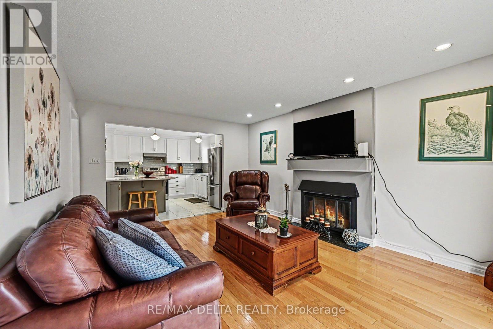 1462 Laurin Crescent, Ottawa, Ontario  K1E 3G7 - Photo 8 - X13451194