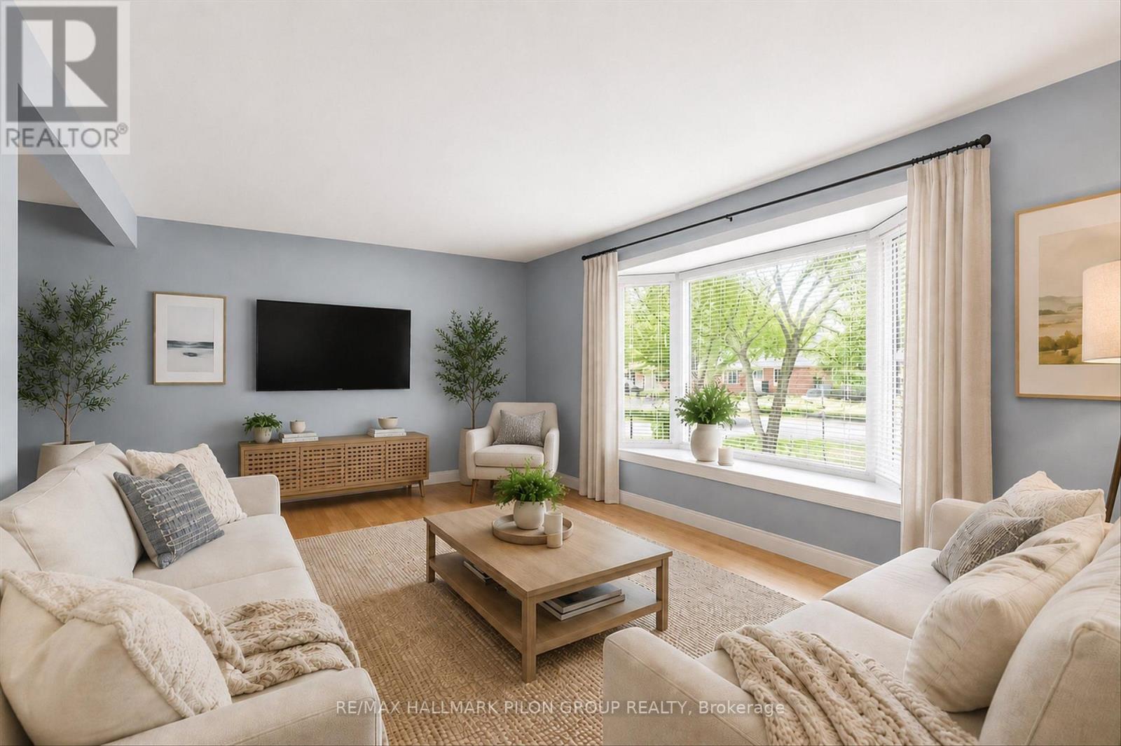 962 Weston Drive, Ottawa, Ontario  K1G 1X2 - Photo 3 - X13451262