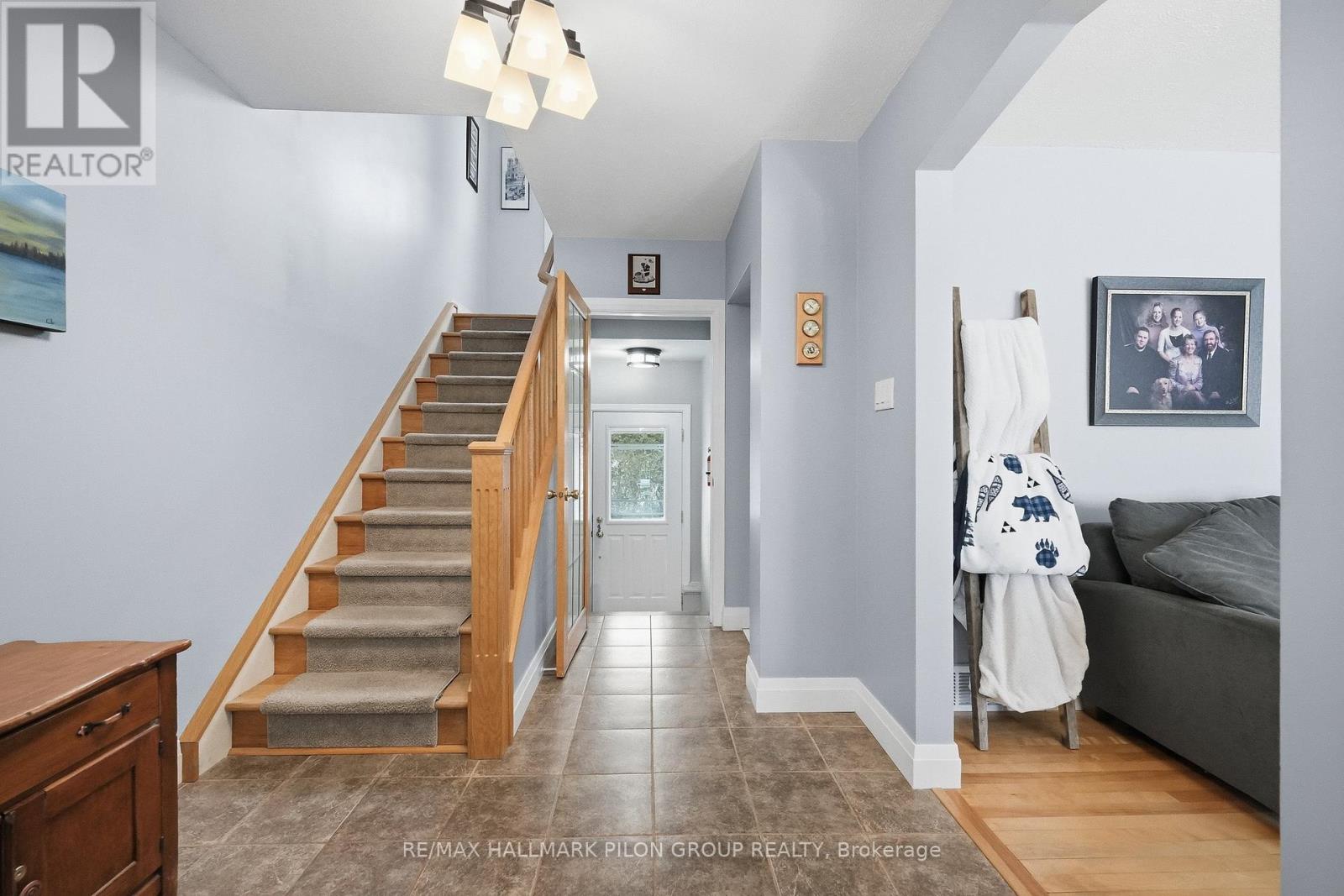962 Weston Drive, Ottawa, Ontario  K1G 1X2 - Photo 9 - X13451262
