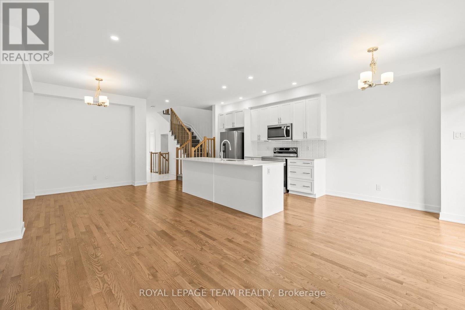 47 Moosonee Crescent, Ottawa, Ontario  K4M 0M1 - Photo 4 - X13451328