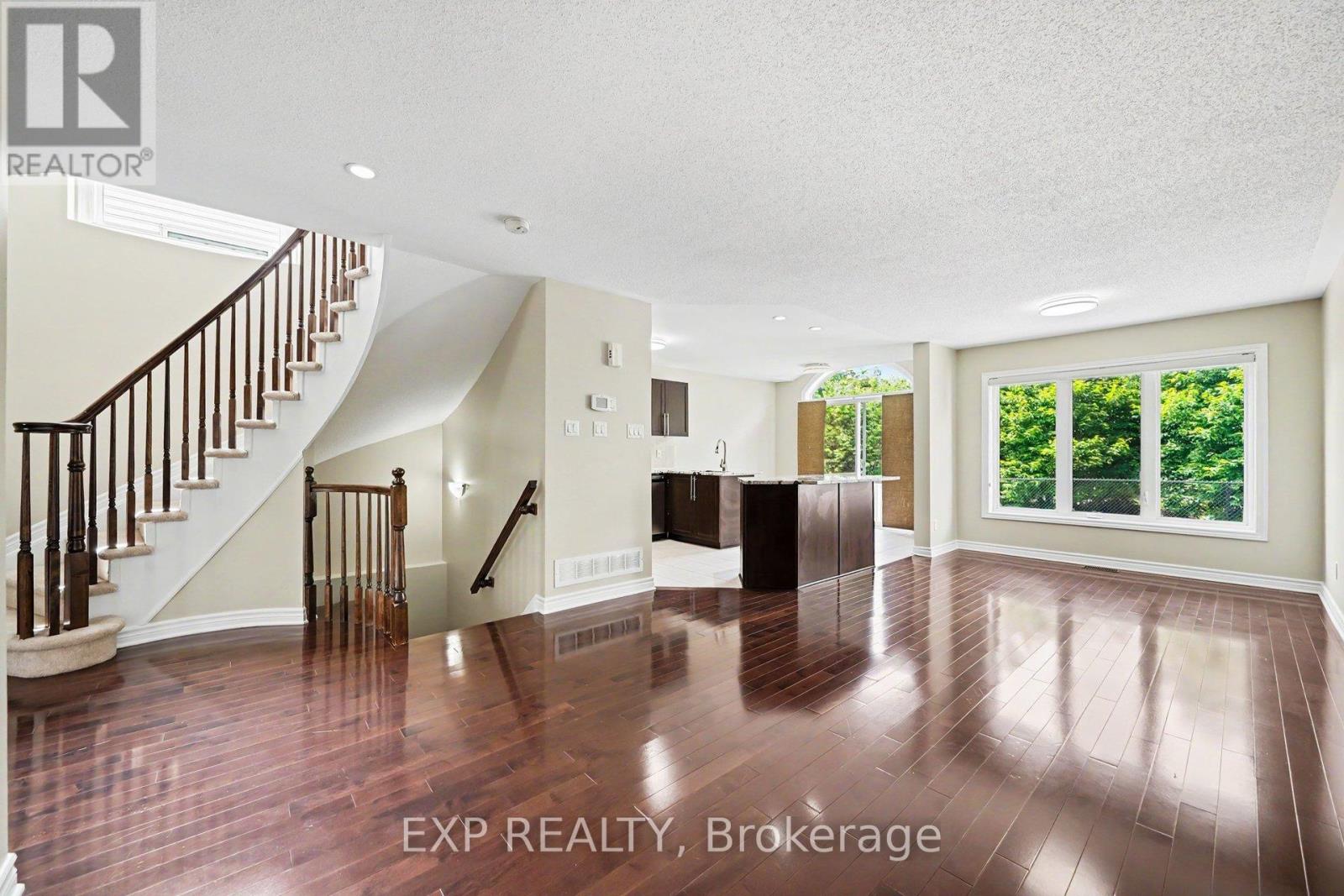 472 Temiskaming Crescent, Ottawa, Ontario  K2J 0V6 - Photo 7 - X13451362