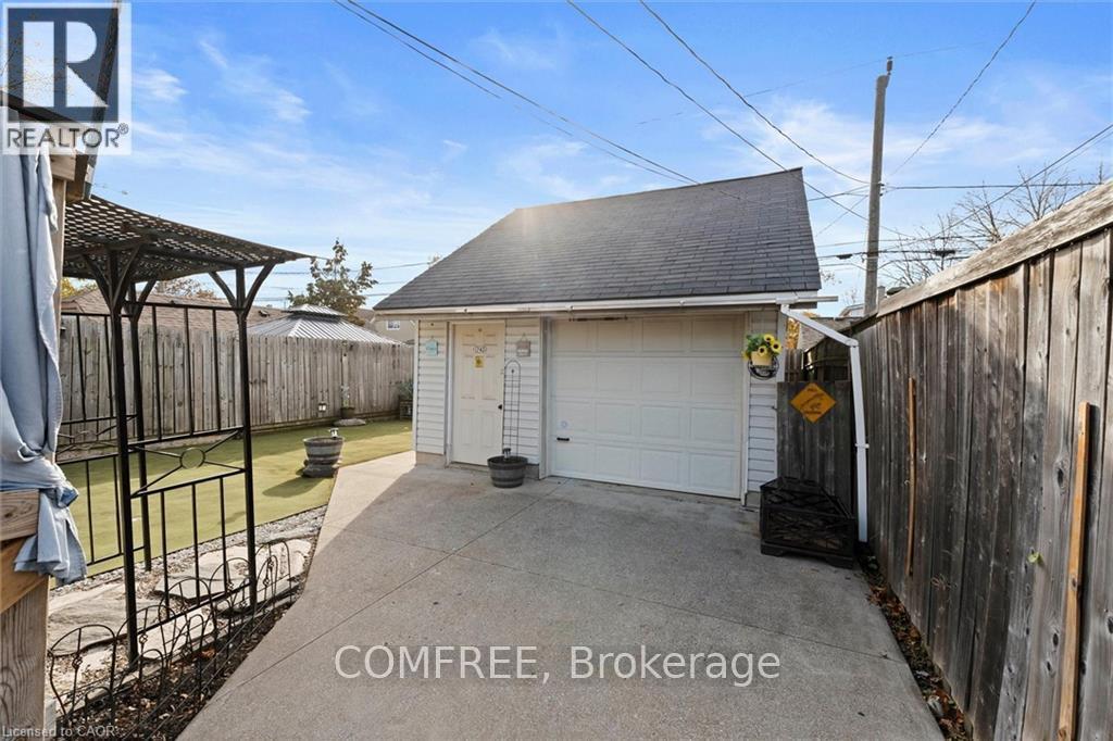 1743 St Luke Road, Windsor, Ontario  N8Y 3N7 - Photo 9 - X13451394