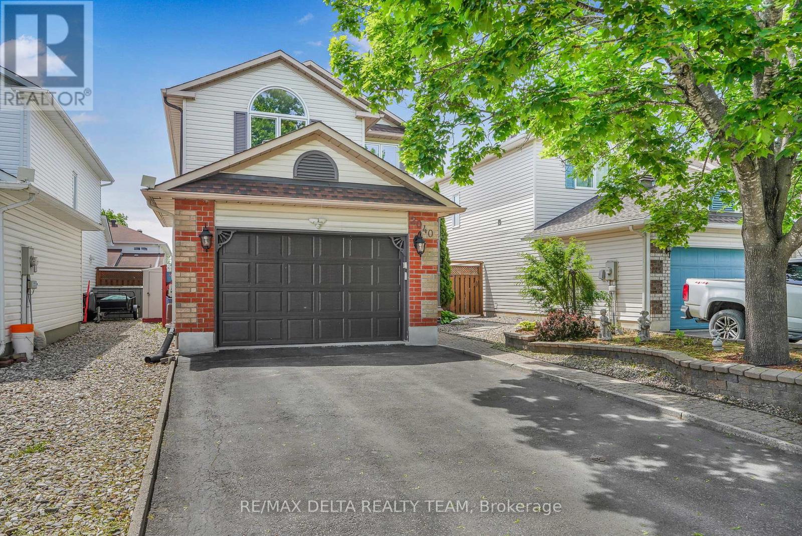 2040 SUNLAND DRIVE, Ottawa, Ontario