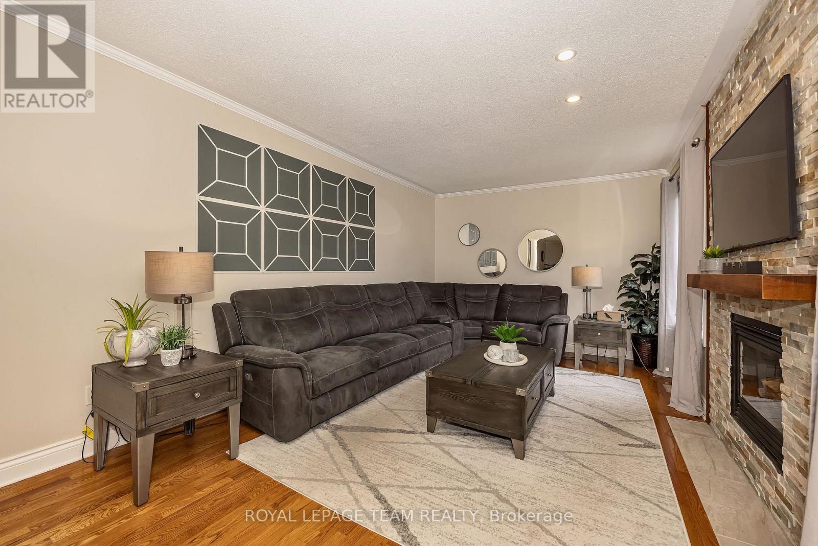 7067 Donwel Drive, Ottawa, Ontario  K4P 1M7 - Photo 14 - X13451726