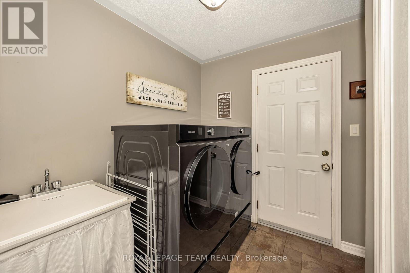 7067 Donwel Drive, Ottawa, Ontario  K4P 1M7 - Photo 17 - X13451726