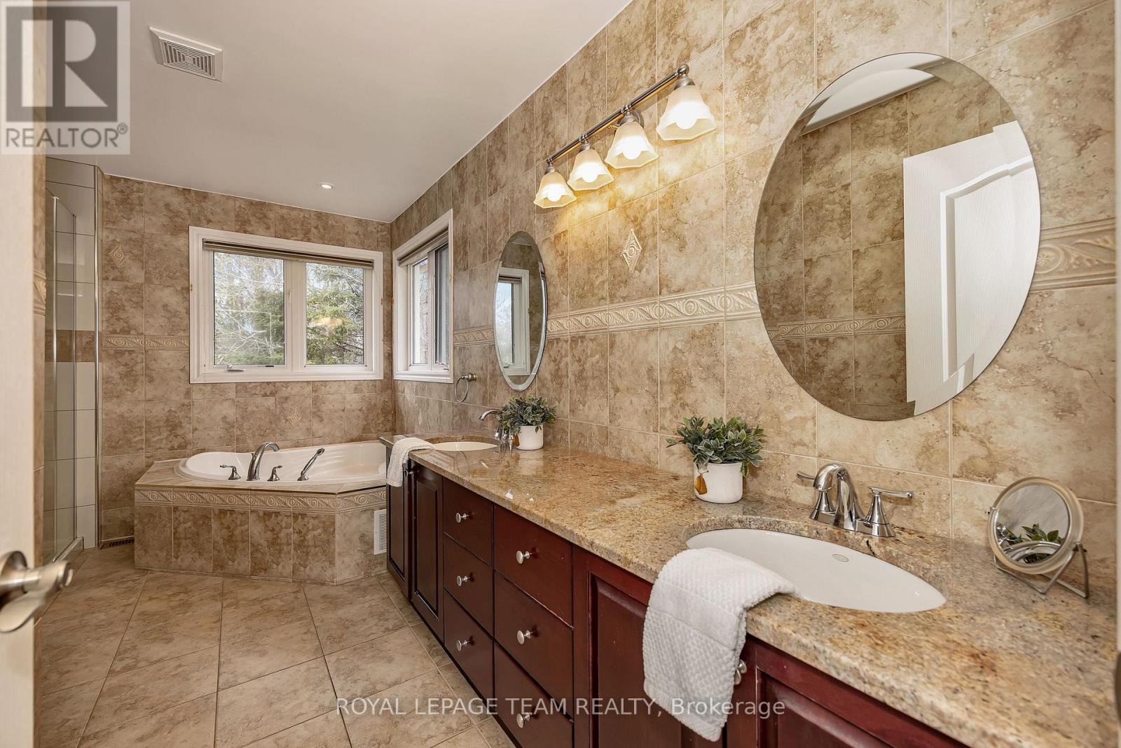 7067 Donwel Drive, Ottawa, Ontario  K4P 1M7 - Photo 21 - X13451726