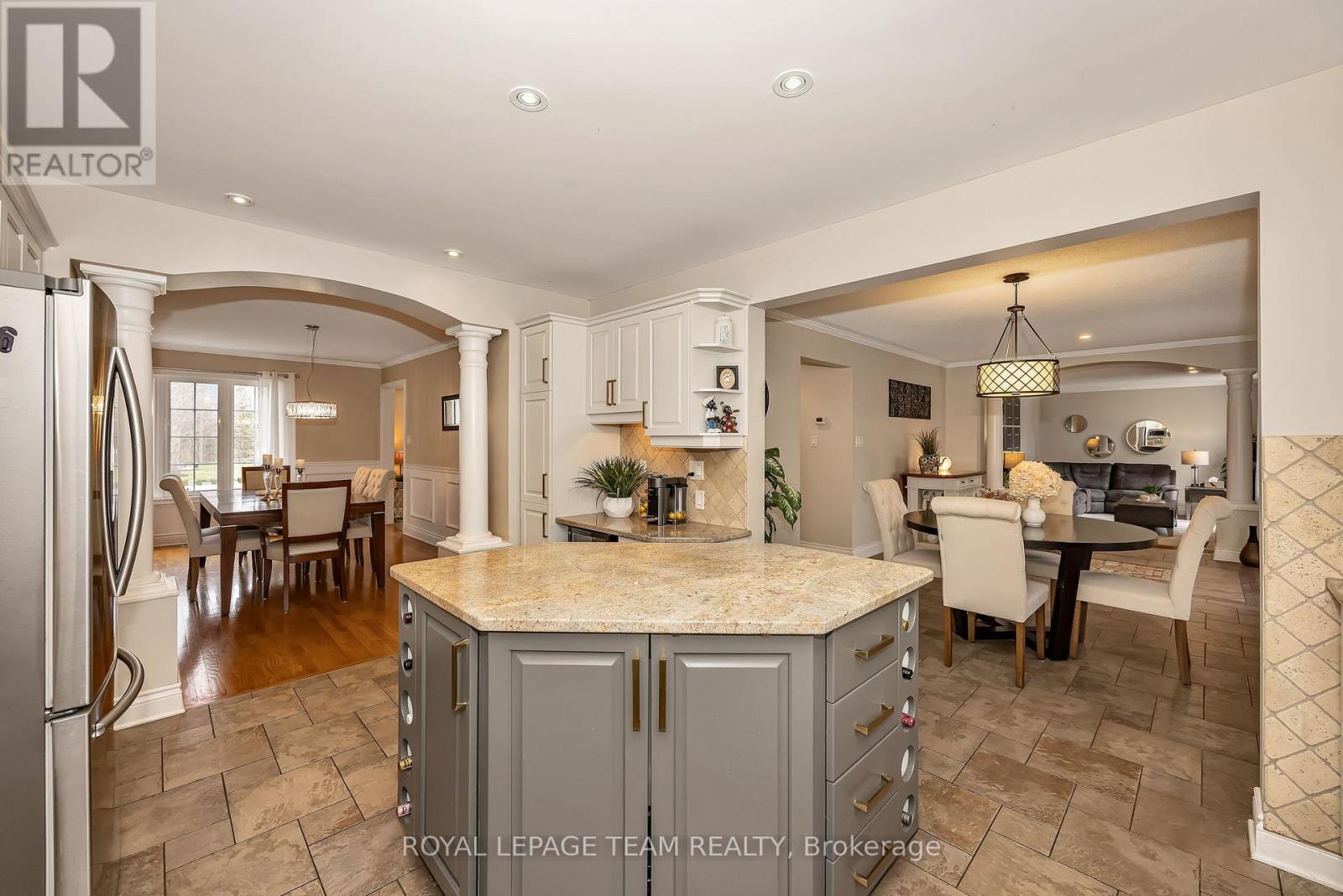 7067 Donwel Drive, Ottawa, Ontario  K4P 1M7 - Photo 7 - X13451726
