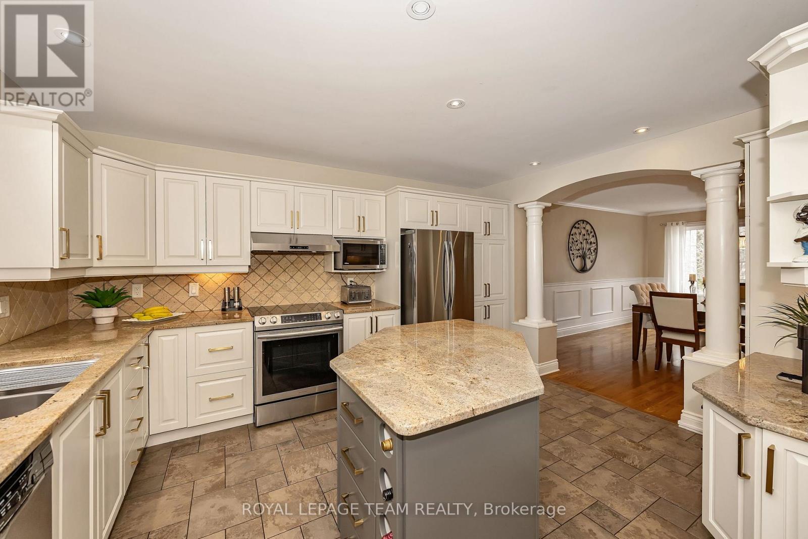7067 Donwel Drive, Ottawa, Ontario  K4P 1M7 - Photo 8 - X13451726
