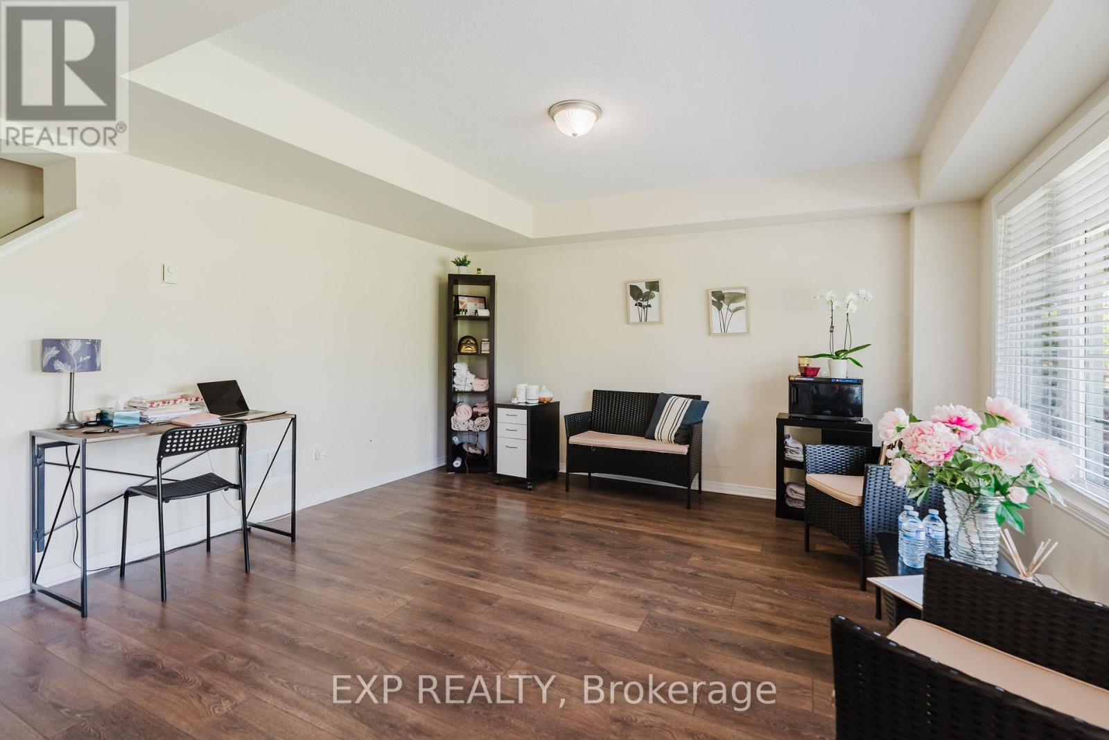 3721f Riverbreeze Street, Ottawa, Ontario  K2J 0T1 - Photo 5 - X13451788