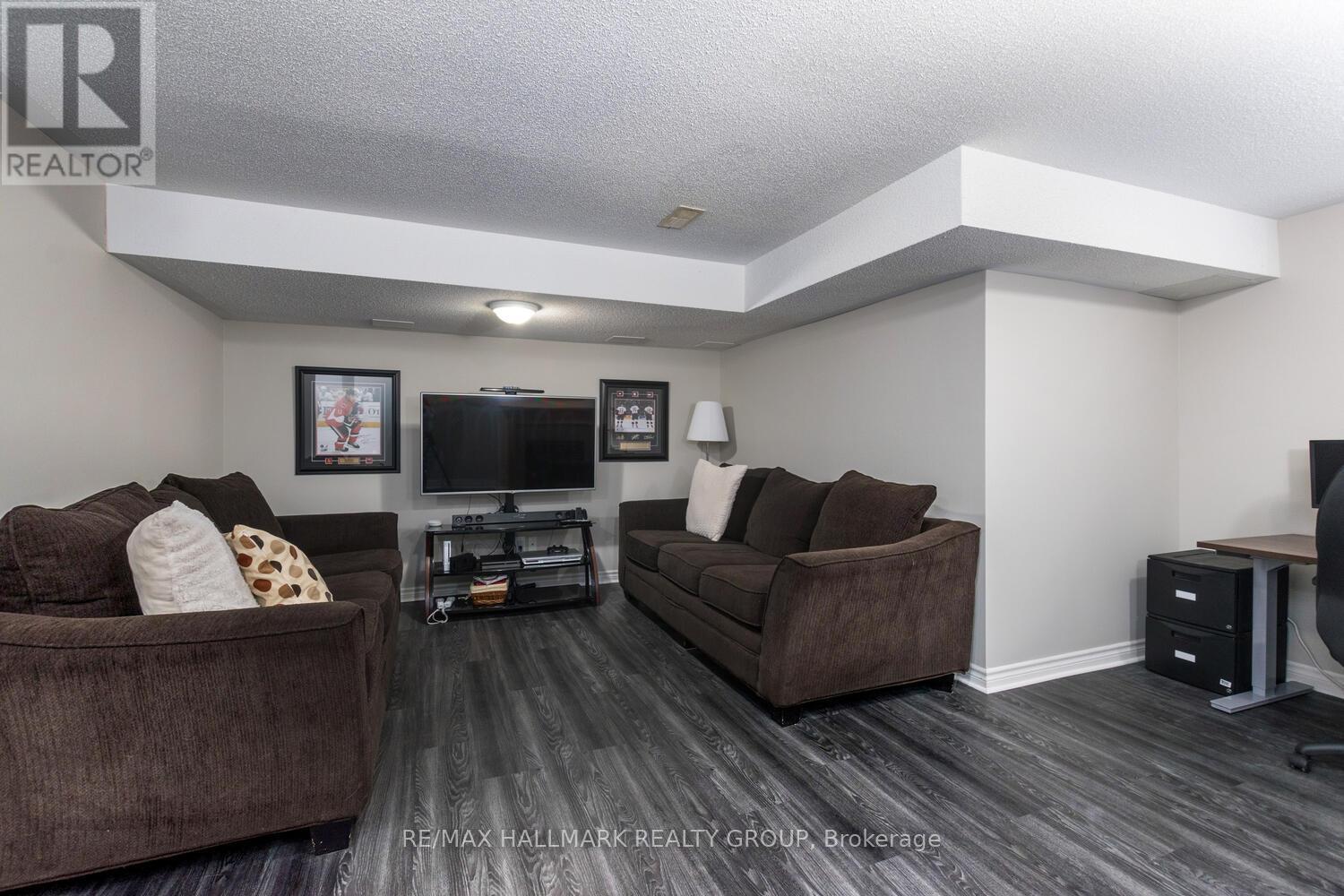 266 Horseshoe Crescent, Ottawa, Ontario  K2S 0B7 - Photo 25 - X13451890