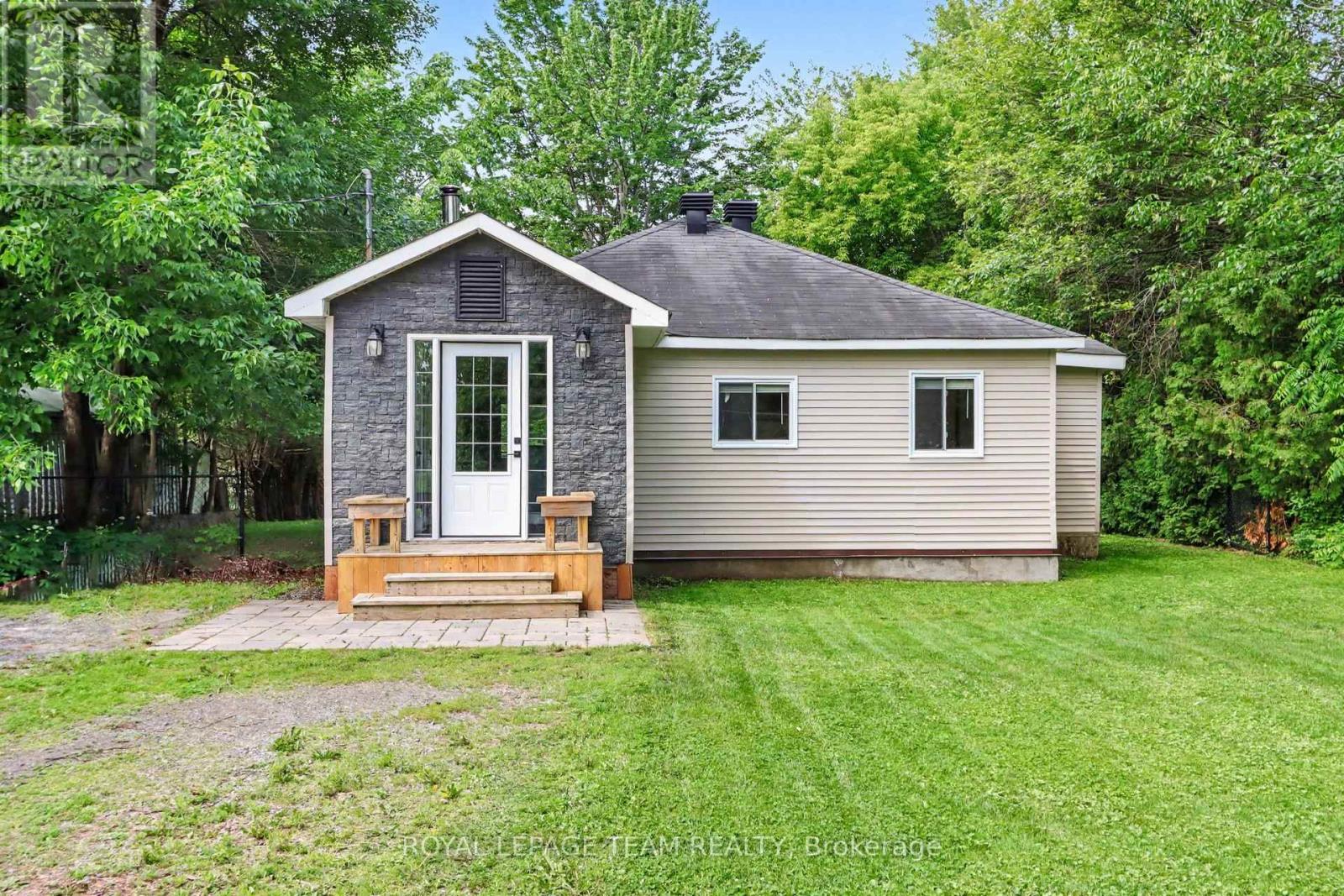 282 HARRIS ROAD, North Grenville, Ontario