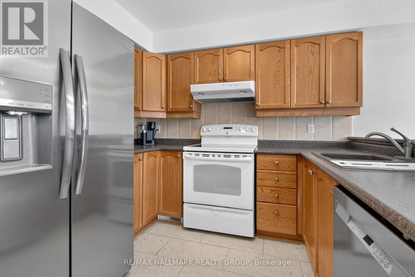 258 Deerfox Drive, Ottawa, Ontario  K2J 4Z2 - Photo 10 - X13452226
