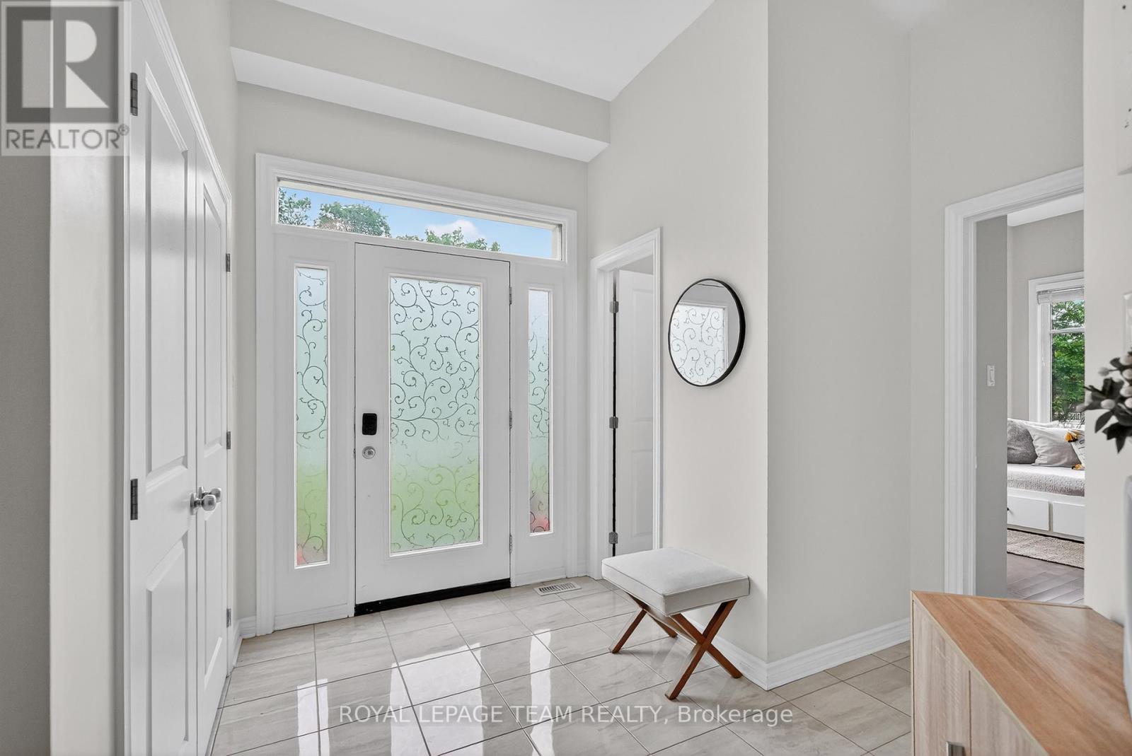 138 Eric Maloney Way, Ottawa, Ontario  K1T 0R1 - Photo 5 - X13452458