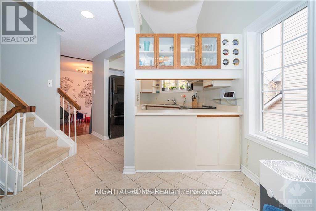 2982 Richmond Road, Ottawa, Ontario  K2B 6S7 - Photo 10 - X13452488