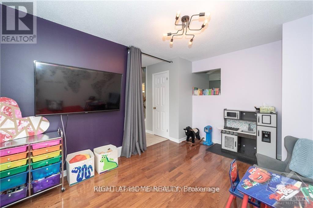 2982 Richmond Road, Ottawa, Ontario  K2B 6S7 - Photo 15 - X13452488