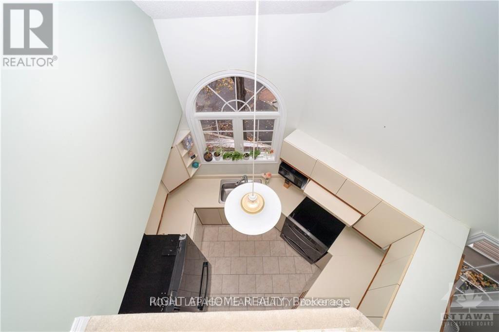 2982 Richmond Road, Ottawa, Ontario  K2B 6S7 - Photo 16 - X13452488