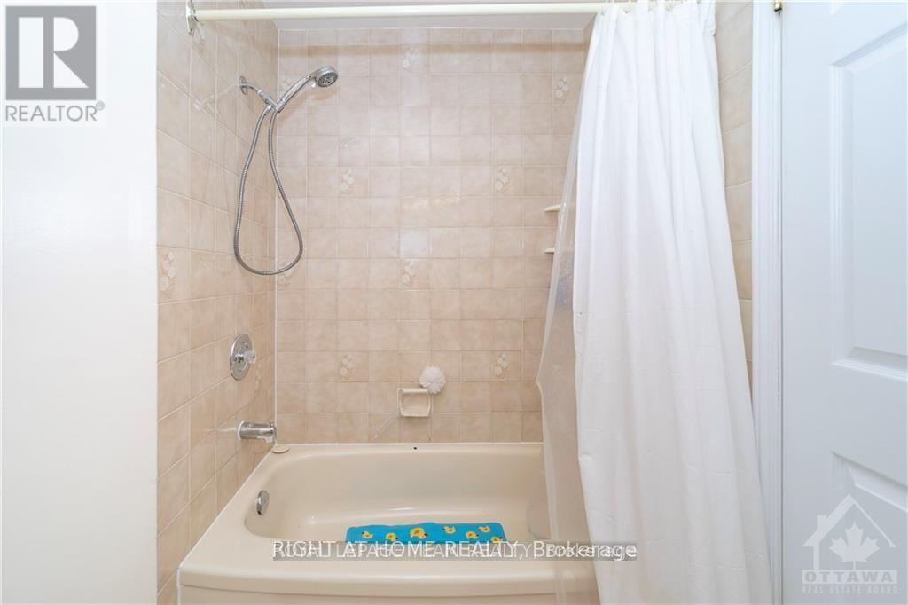 2982 Richmond Road, Ottawa, Ontario  K2B 6S7 - Photo 19 - X13452488