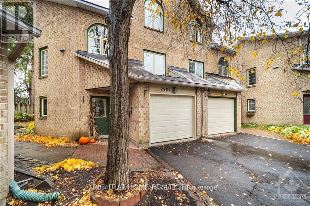 2982 Richmond Road, Ottawa, Ontario  K2B 6S7 - Photo 2 - X13452488