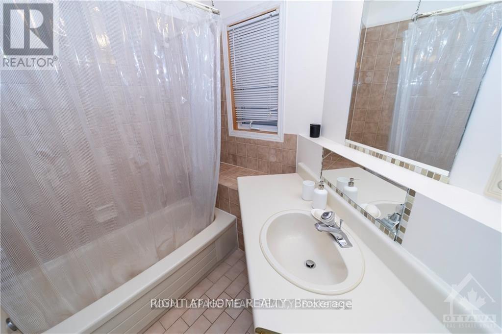 2982 Richmond Road, Ottawa, Ontario  K2B 6S7 - Photo 25 - X13452488