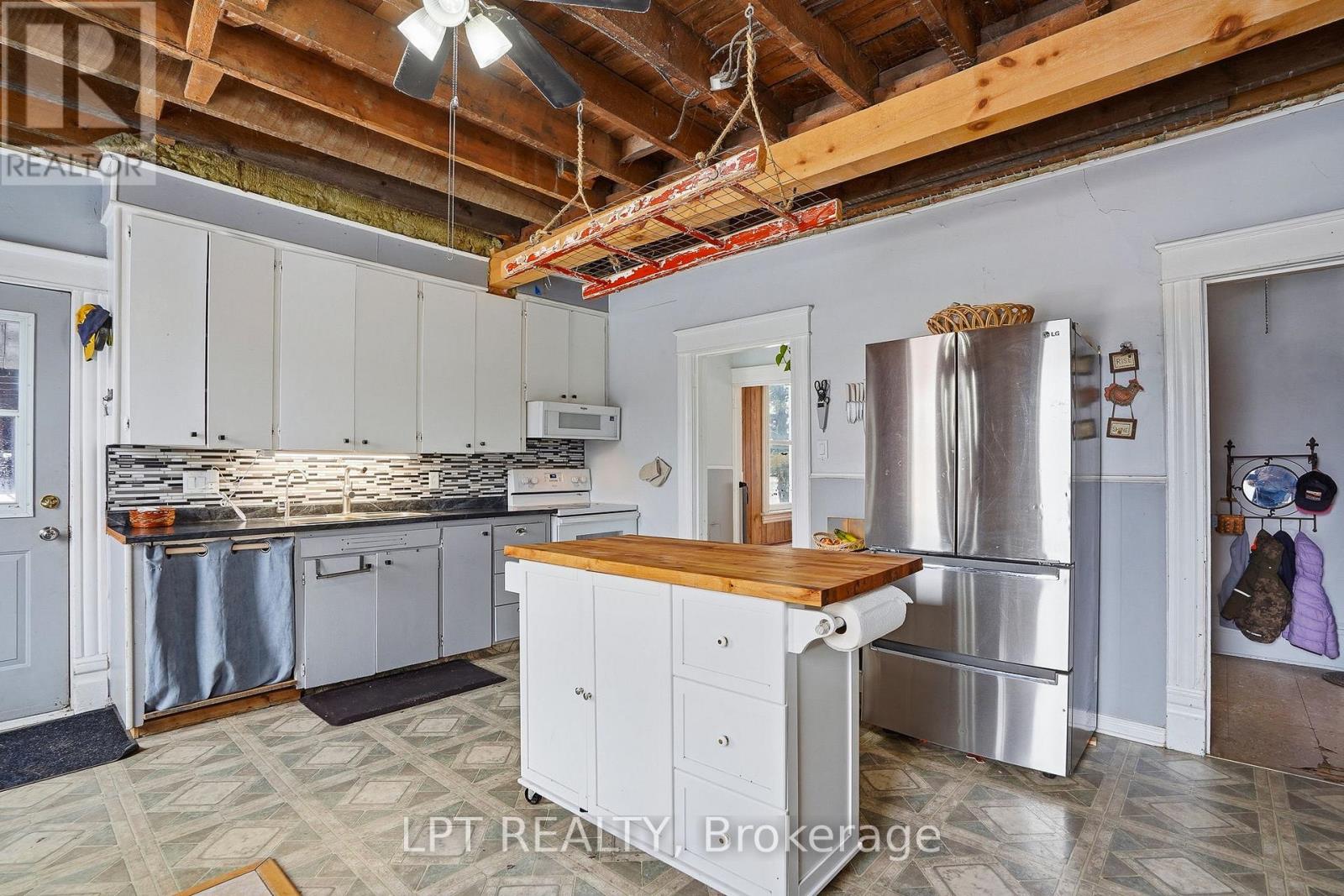 21630 Laggan-Glenelg Road, North Glengarry, Ontario  K0B 1E0 - Photo 16 - X13452752