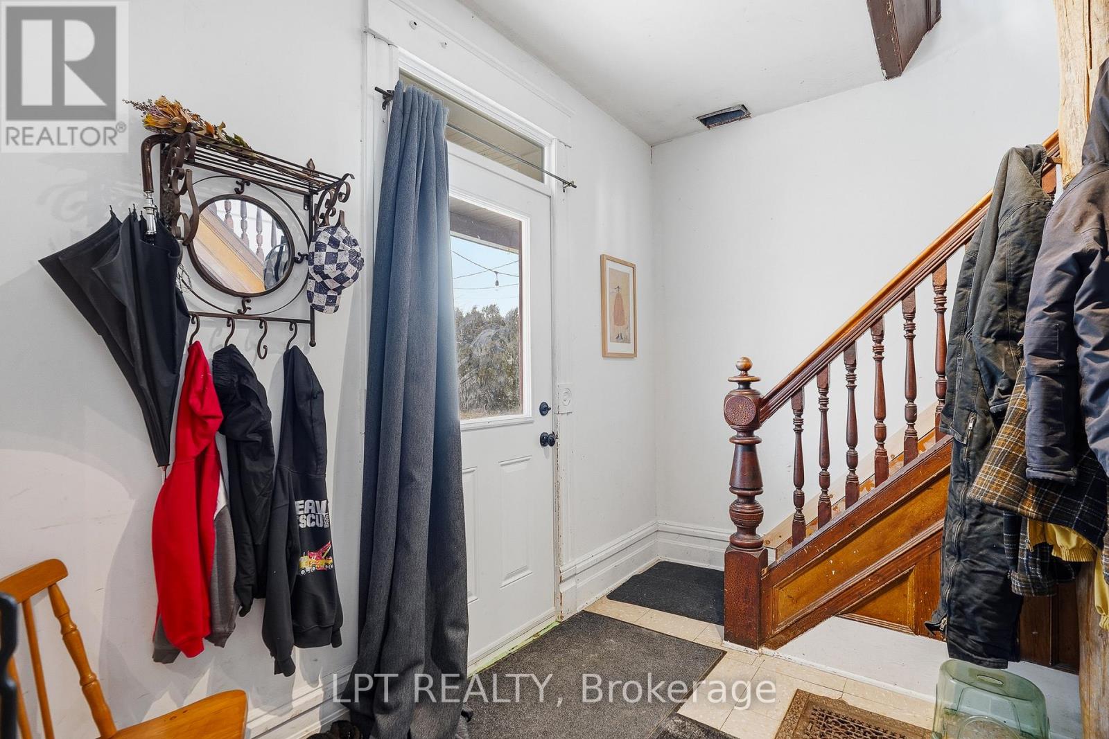 21630 Laggan-Glenelg Road, North Glengarry, Ontario  K0B 1E0 - Photo 5 - X13452752