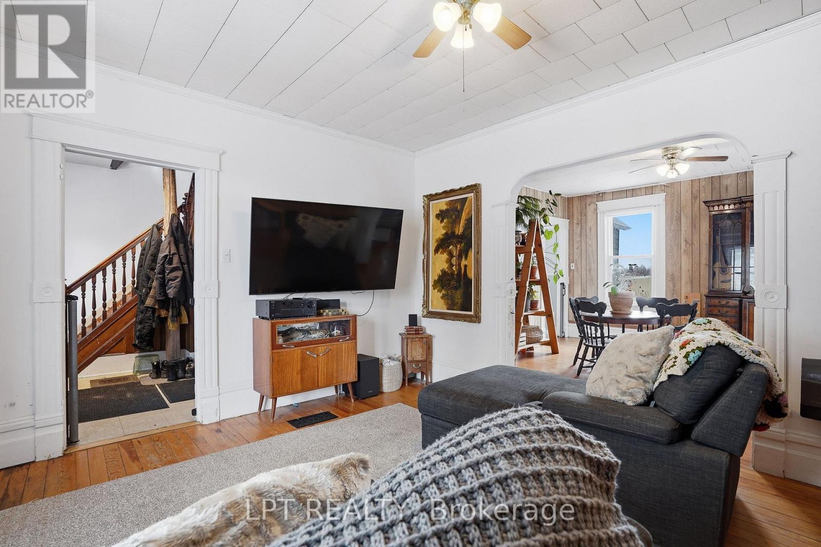 21630 Laggan-Glenelg Road, North Glengarry, Ontario  K0B 1E0 - Photo 7 - X13452752