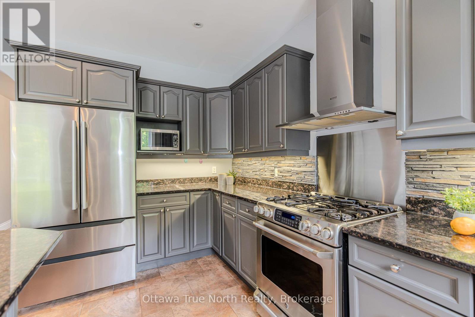 507 Kochar Drive, Ottawa, Ontario  K2C 4G9 - Photo 17 - X13452886