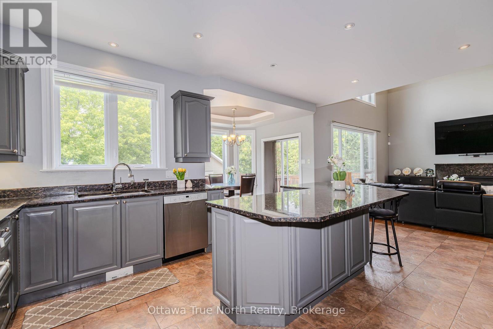 507 Kochar Drive, Ottawa, Ontario  K2C 4G9 - Photo 18 - X13452886