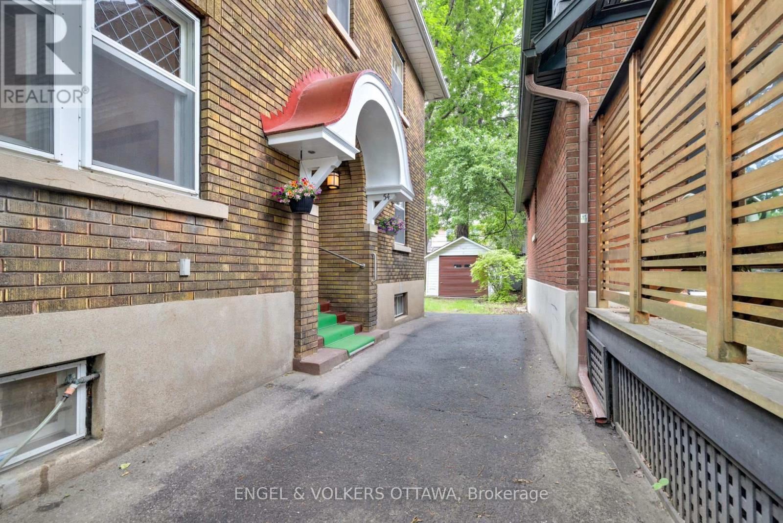 54 Glendale Avenue, Ottawa, Ontario  K1S 1W4 - Photo 5 - X13452900