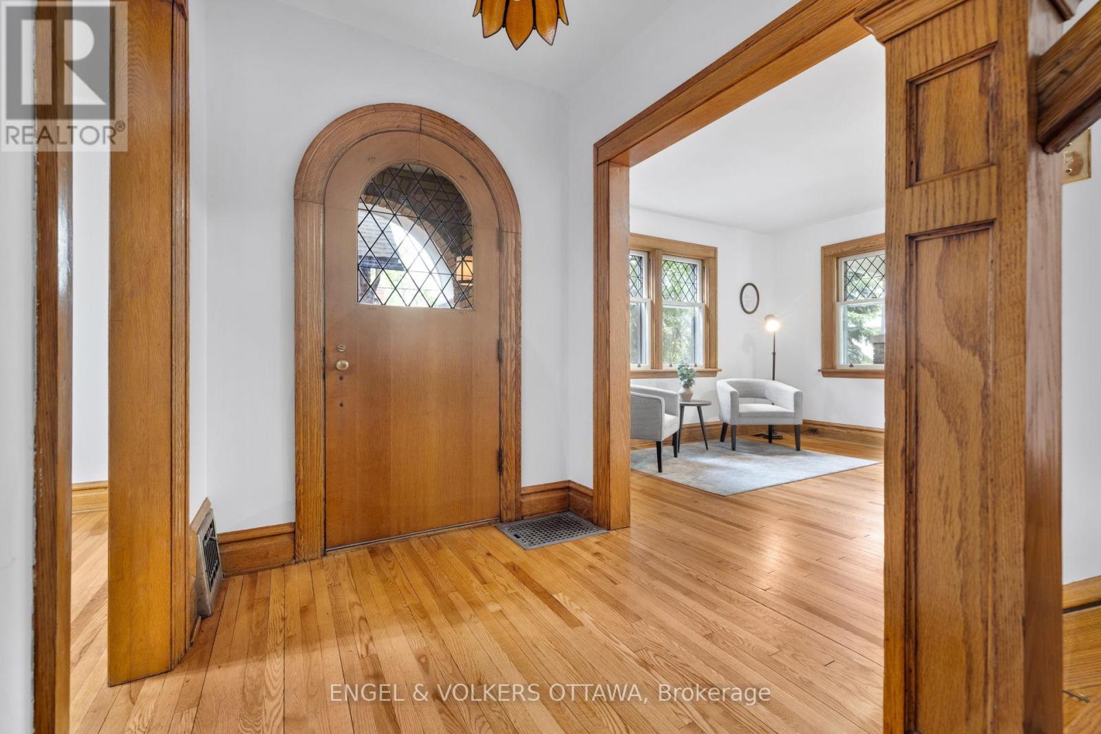 54 Glendale Avenue, Ottawa, Ontario  K1S 1W4 - Photo 7 - X13452900