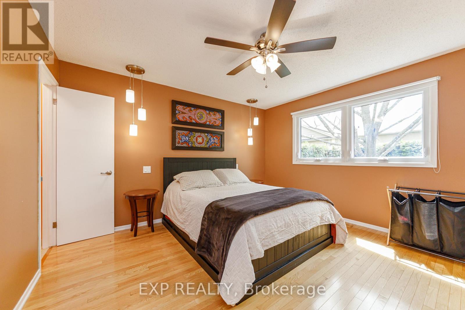 1642 Valmarie Avenue, Ottawa, Ontario  K2C 1W1 - Photo 12 - X13452902