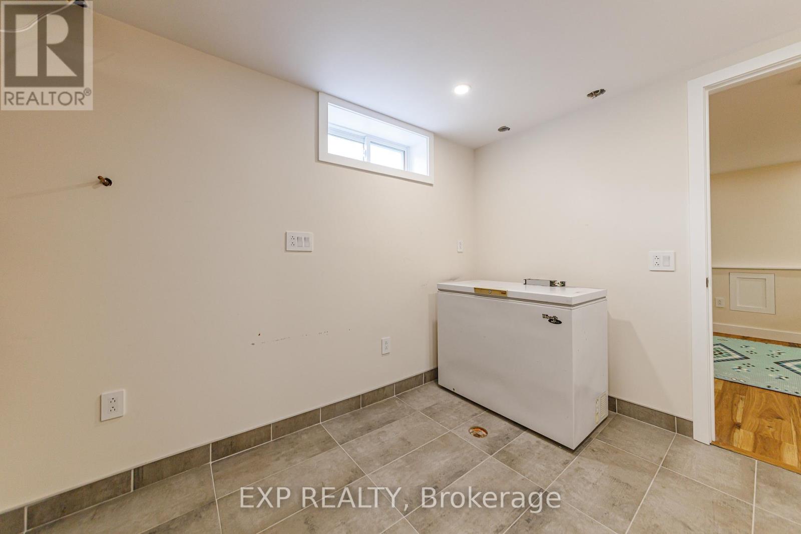 1642 Valmarie Avenue, Ottawa, Ontario  K2C 1W1 - Photo 36 - X13452902
