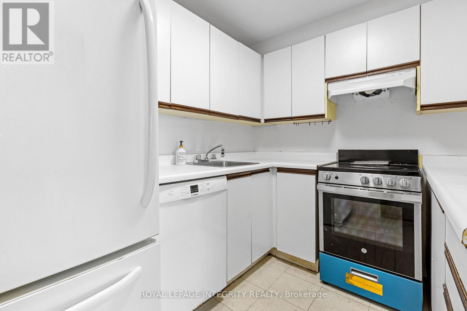 2001 - 475 Laurier Avenue W, Ottawa, Ontario  K1R 7X1 - Photo 13 - X13452972